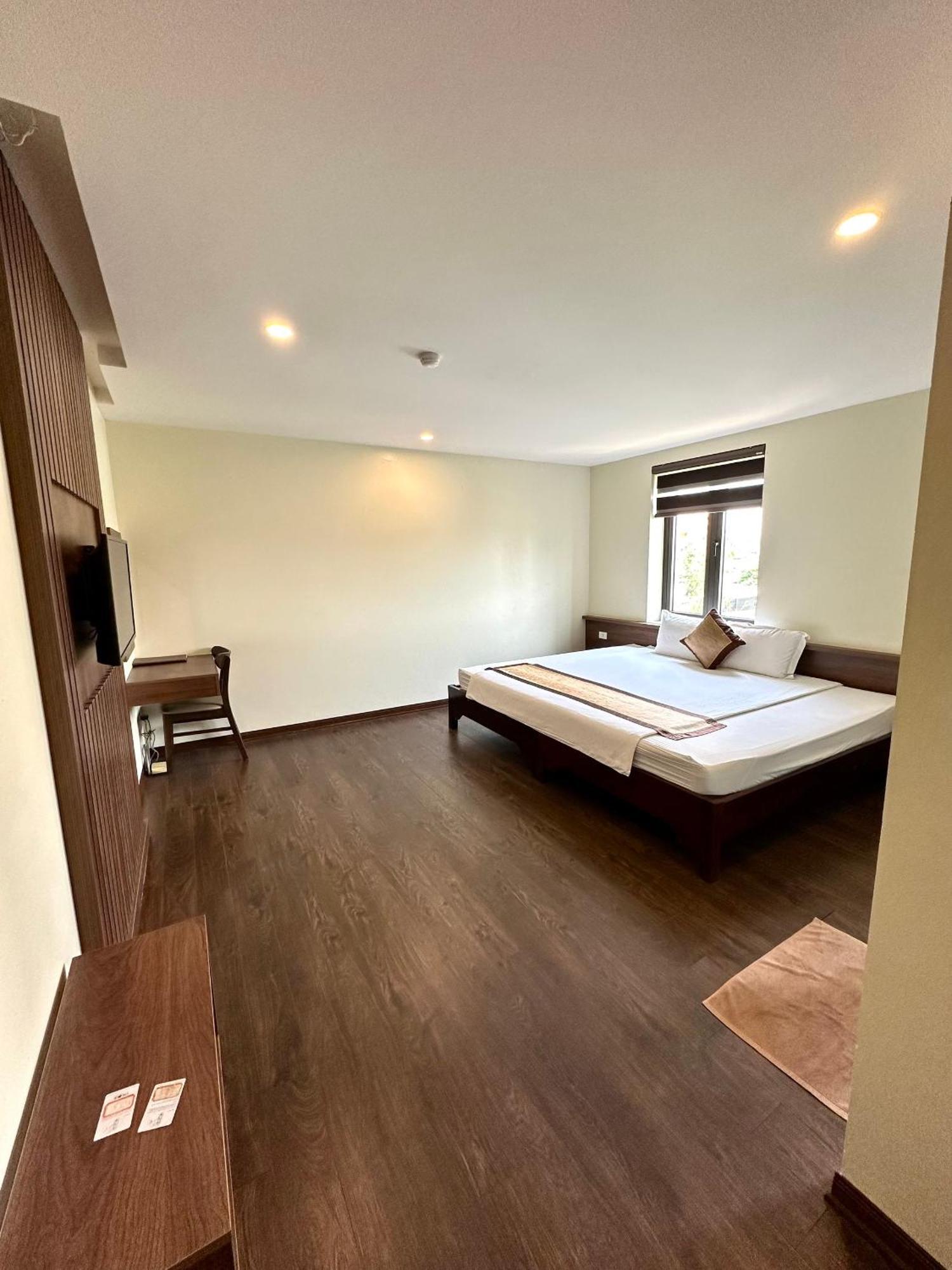 Boston Halong Hotel Ha Long Exterior photo